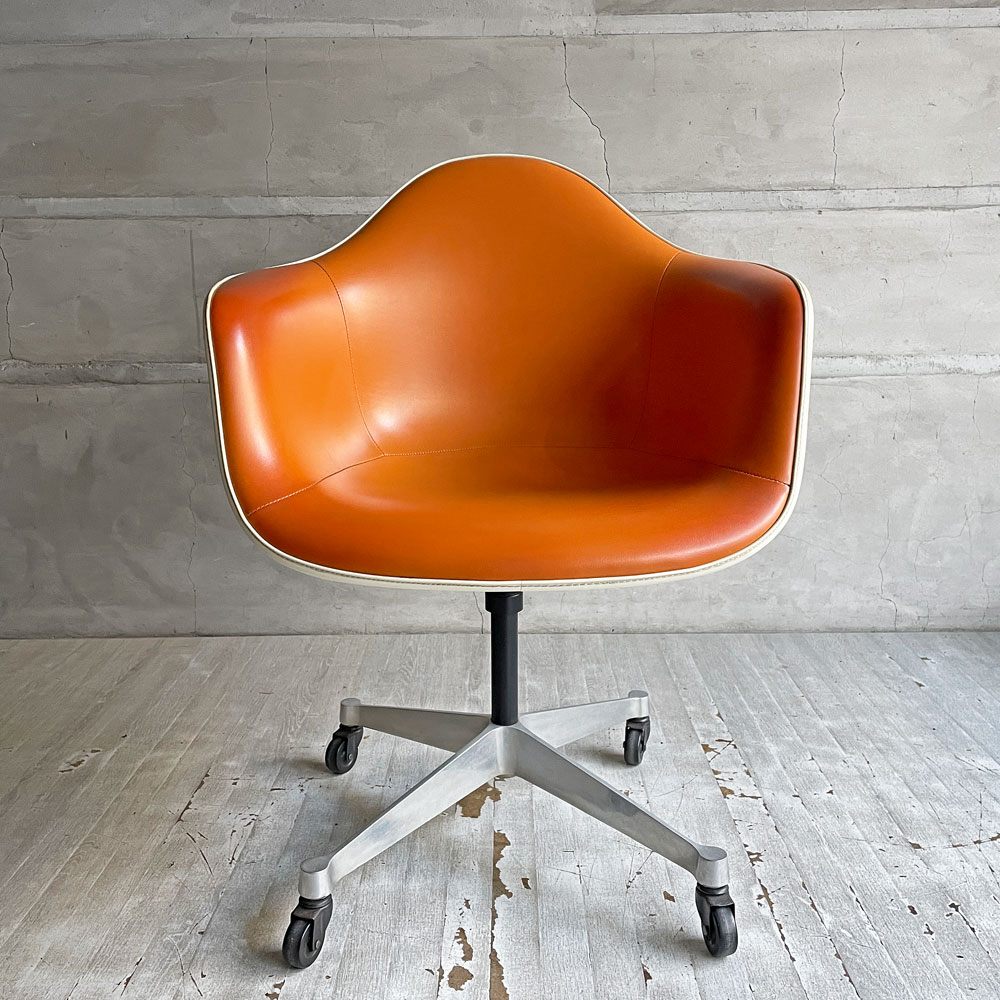 ハーマンミラー Herman Miller アームシェルチェア セカンド 2nd ビンテージ ナウガレザー オレンジ FRP パーチメント コントラクトキャスターベース イームズ ミッドセンチュリー ♪