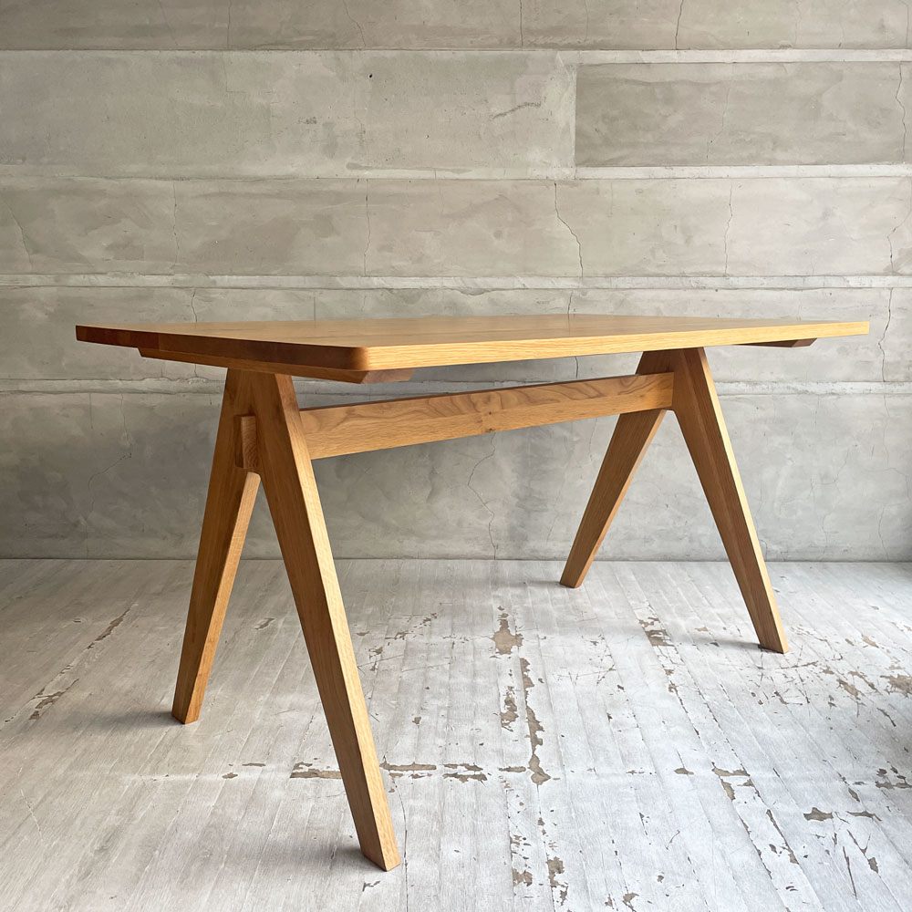 アーバンリサーチ URBAN research DOORS LIVING PRODUCTS ダイニングテーブル BOTHY 1350 オーク無垢材 定価 ￥88,000- ♪