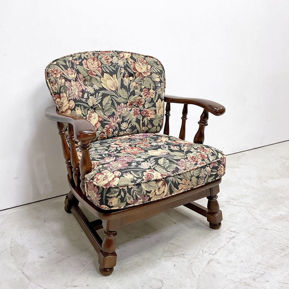 カリモク karimoku コロニアル COLONIAL 1Pソファ パーソナルチェア アームチェア ブナ材 ファブリック スポーク アメリカンクラシックスタイル ●