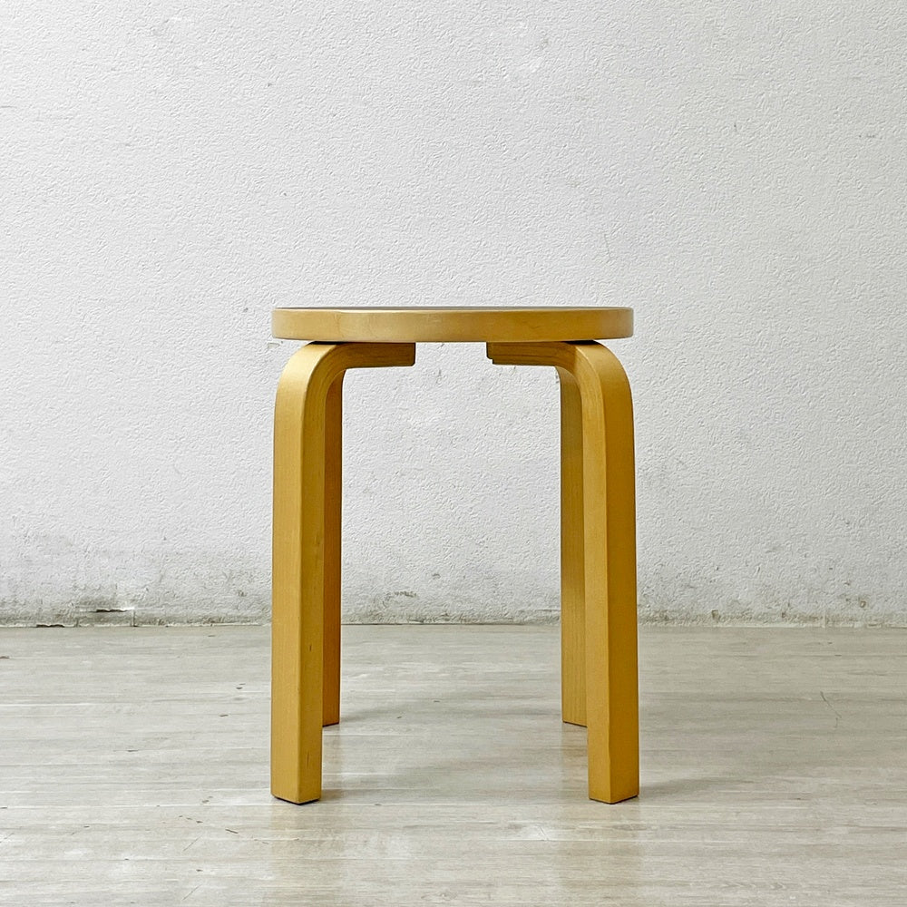 アルテック artek × 無印良品 MUJI スツール E60 4本脚 バーチ材 ブラウンラミネート アルヴァ・アアルト φ38cm  ●