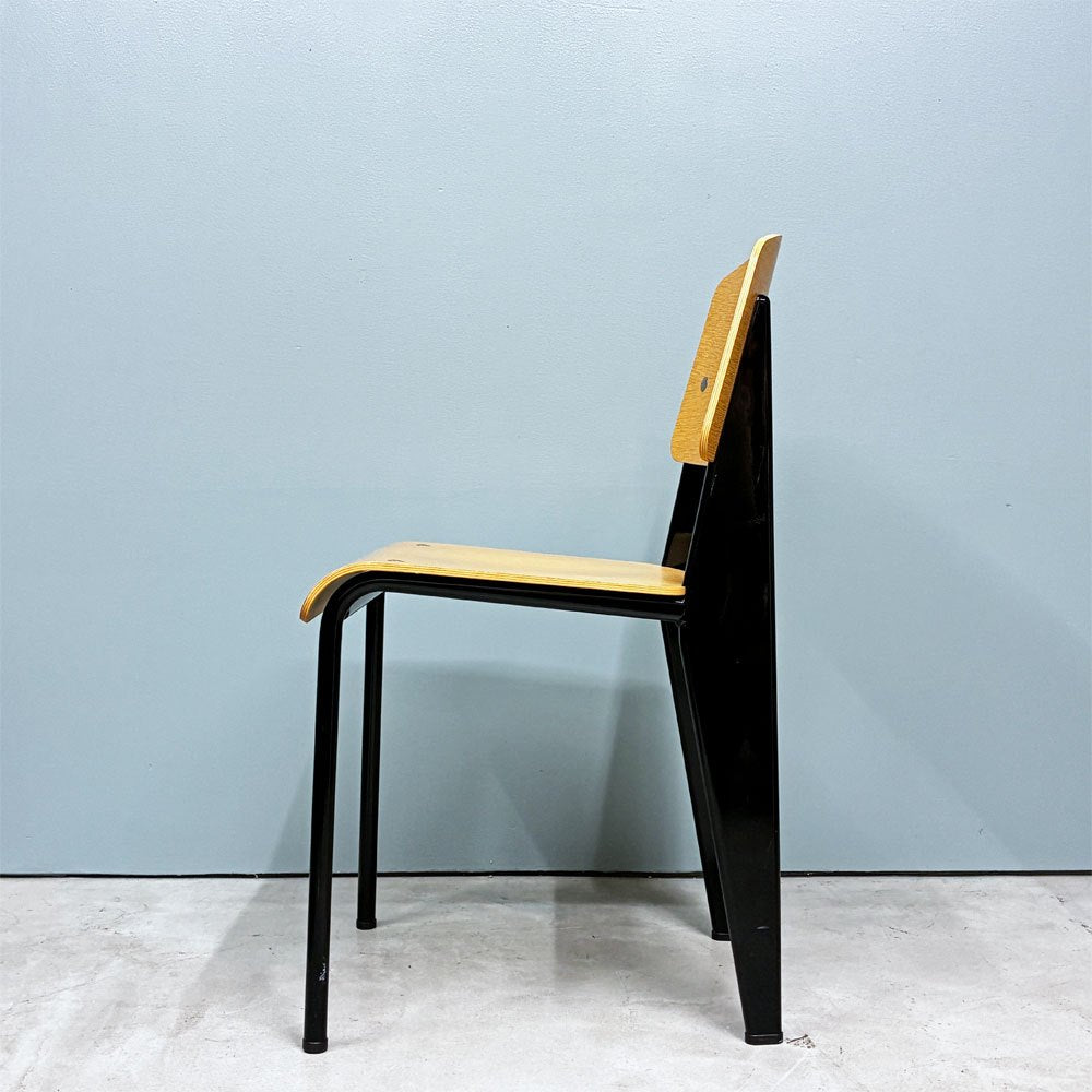 ヴィトラ vitra スタンダードチェア Standard chair ナチュラルオーク×ディープブラック ジャン・プルーヴェ Jean Prouve 名作椅子 定価￥138,600 ◎