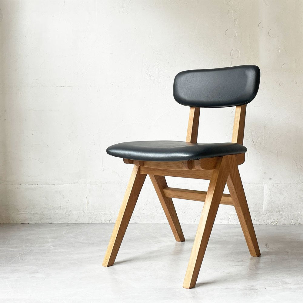 ドアーズリビングプロダクツ DOORS LIVING PRODUCTS ボシー BOTHY Mountain Leg Chair ダイニングチェア PVCレザー オーク無垢材 コンパスレッグ A ★
