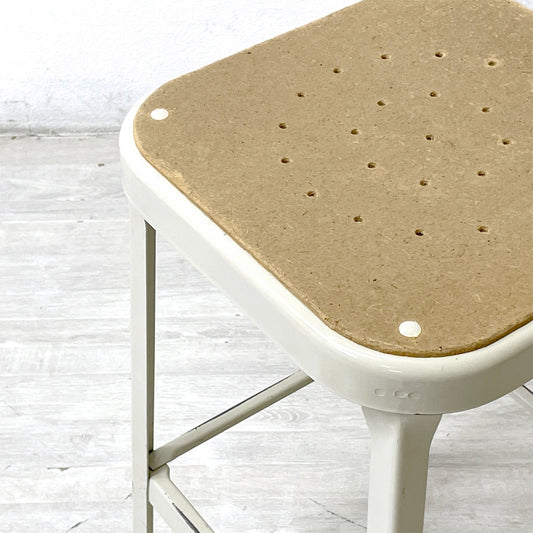 リオン LYON ファクトリー スツール FACTORY STOOL Lサイズ プレスウッドシート パシフィックファニチャーサービス P.F.S取扱 D ●