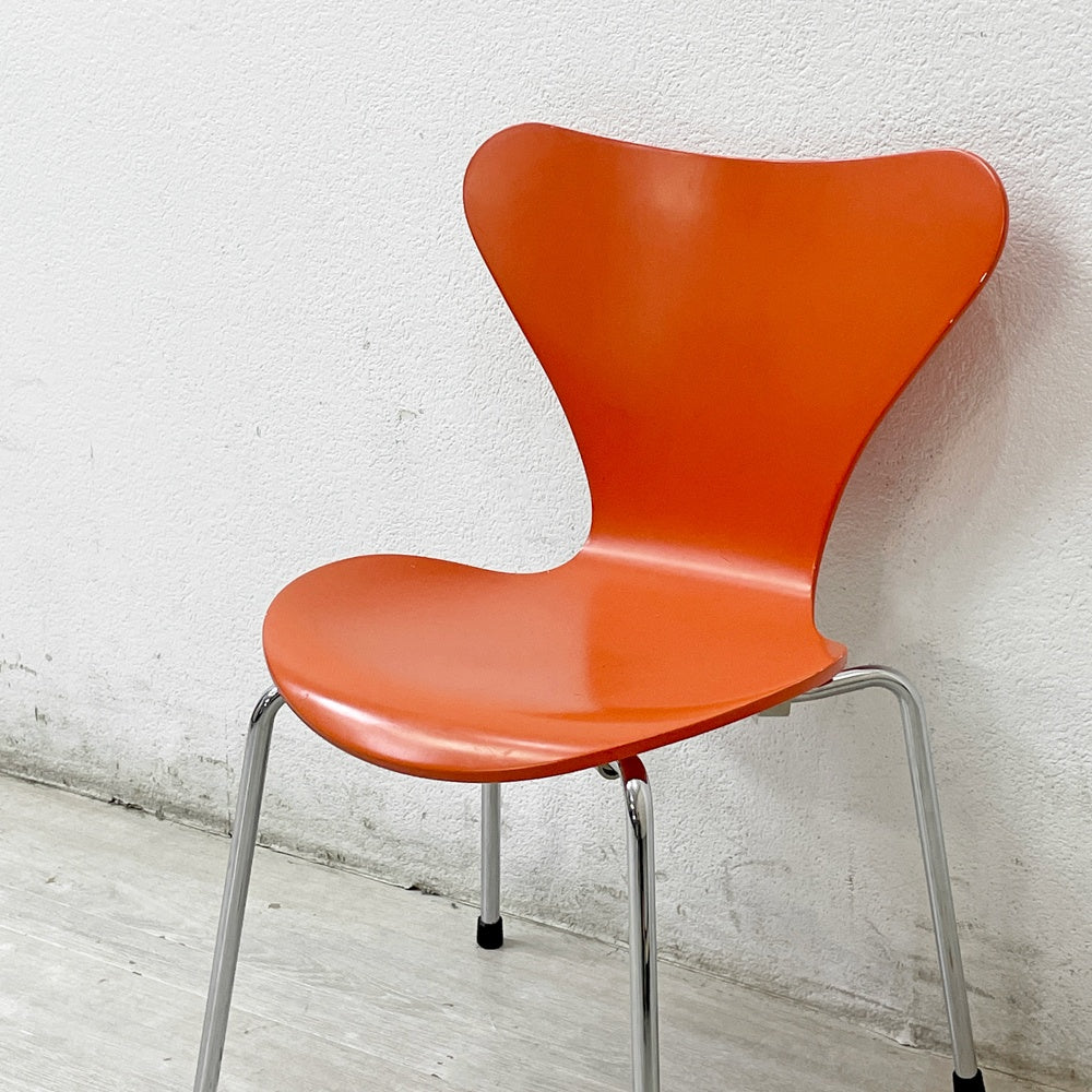 フリッツハンセン Fritz Hansen セブンチェア キッズ 子供イス アルネ・ヤコブセン Arne Jacobsen オレンジ 廃番色 ●