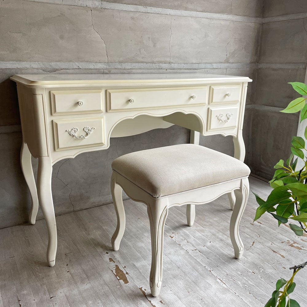 ローラアシュレイ Laura Ashley プロヴァンセル PROVENCALE ドレッシングテーブル デスク 5ドロワー オフホワイトペイント フレンチカントリー 猫脚 参考定価￥174,900- ♪