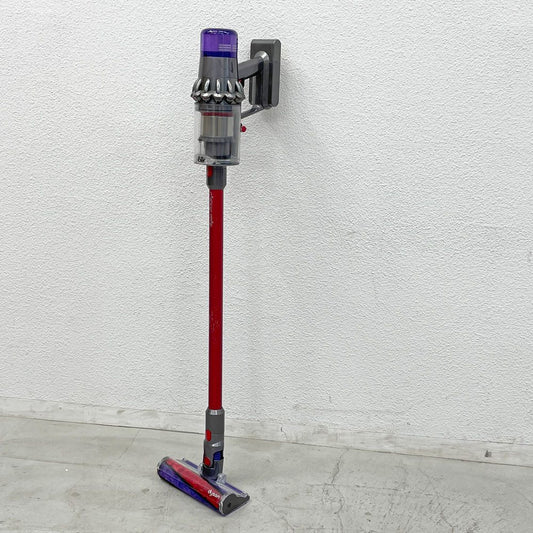 ダイソン Dyson 掃除機 コードレスクローナー V11 Fluffy+ SV14 FF ソフトローラークリーナー 専用充電ドック＆取扱説明書付 〓