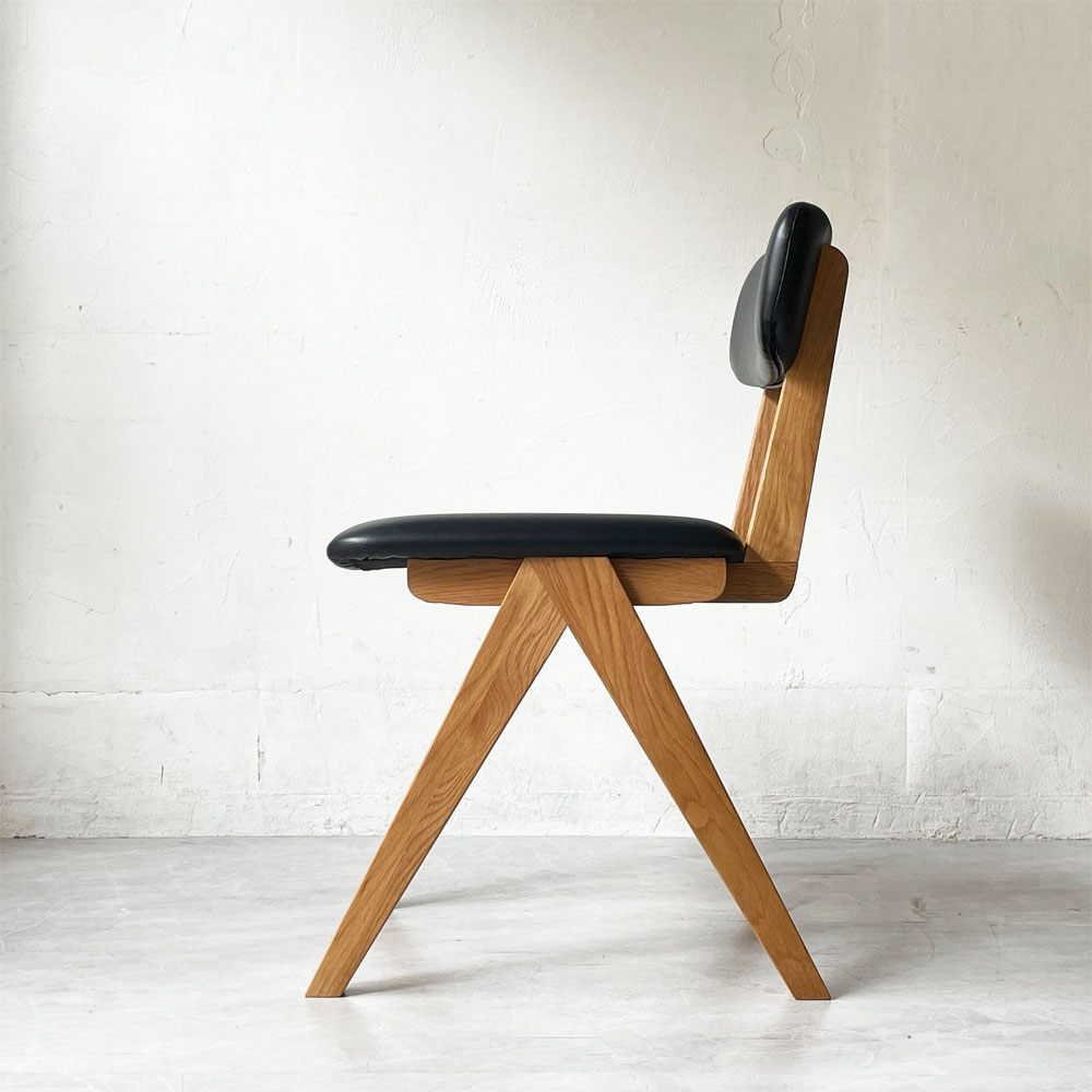 ドアーズリビングプロダクツ DOORS LIVING PRODUCTS ボシー BOTHY Mountain Leg Chair ダイニングチェア PVCレザー オーク無垢材 コンパスレッグ A ★