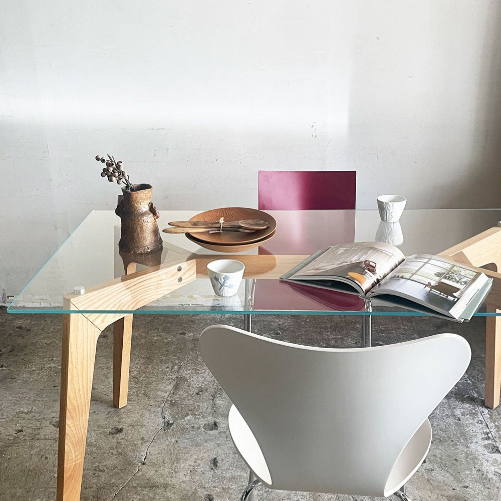 かなでもの KANADEMONO THE TABLE ガラス × Pin 木製脚 オーク無垢材 ダイニングテーブル W140cm ナチュラル 定価 ￥89,100- ■