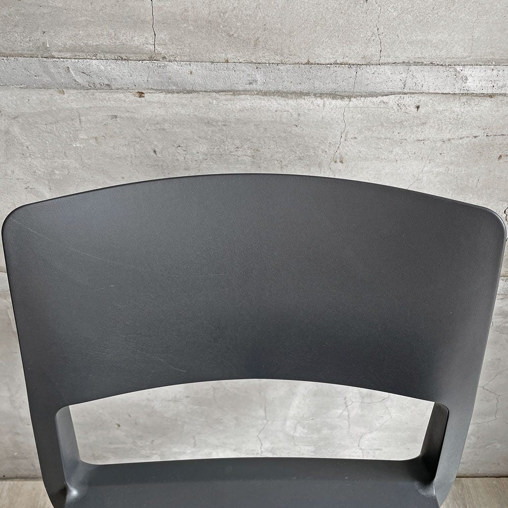 ヴィトラ Vitra ティプトン Tip Ton ワークチェア ダイニングチェア デスクチェア ブラック スタッキング チルト機能 定価￥47,300- ♪