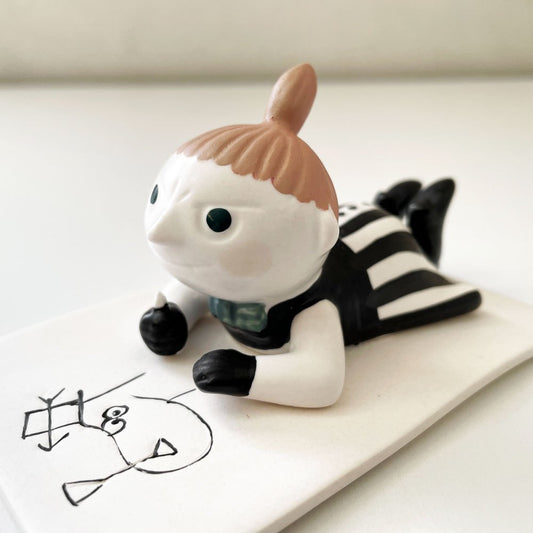 アラビア ARABIA ムーミンフィギュア MOOMIN リトルミィ お絵かき 陶器人形 フィンランド 北欧雑貨 旧ロゴ 廃番 ◎