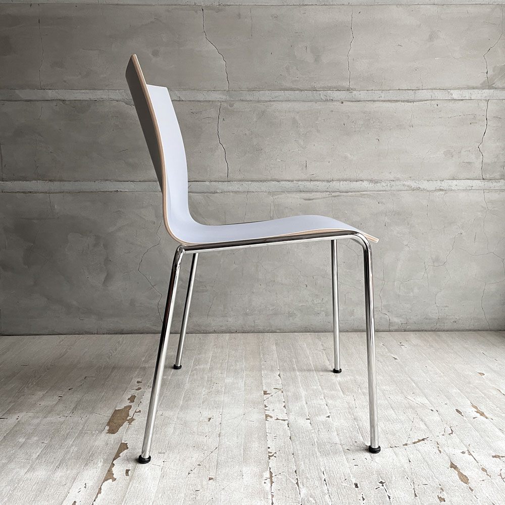 エンゲルブレヒト Engelbrechts チャリックチェア CHAIRIK Chair 101 ダイニングチェア スタッキング 4本脚 ライトグレー プライウッド スチール デンマーク 未使用品 定価63,800円 ♪
