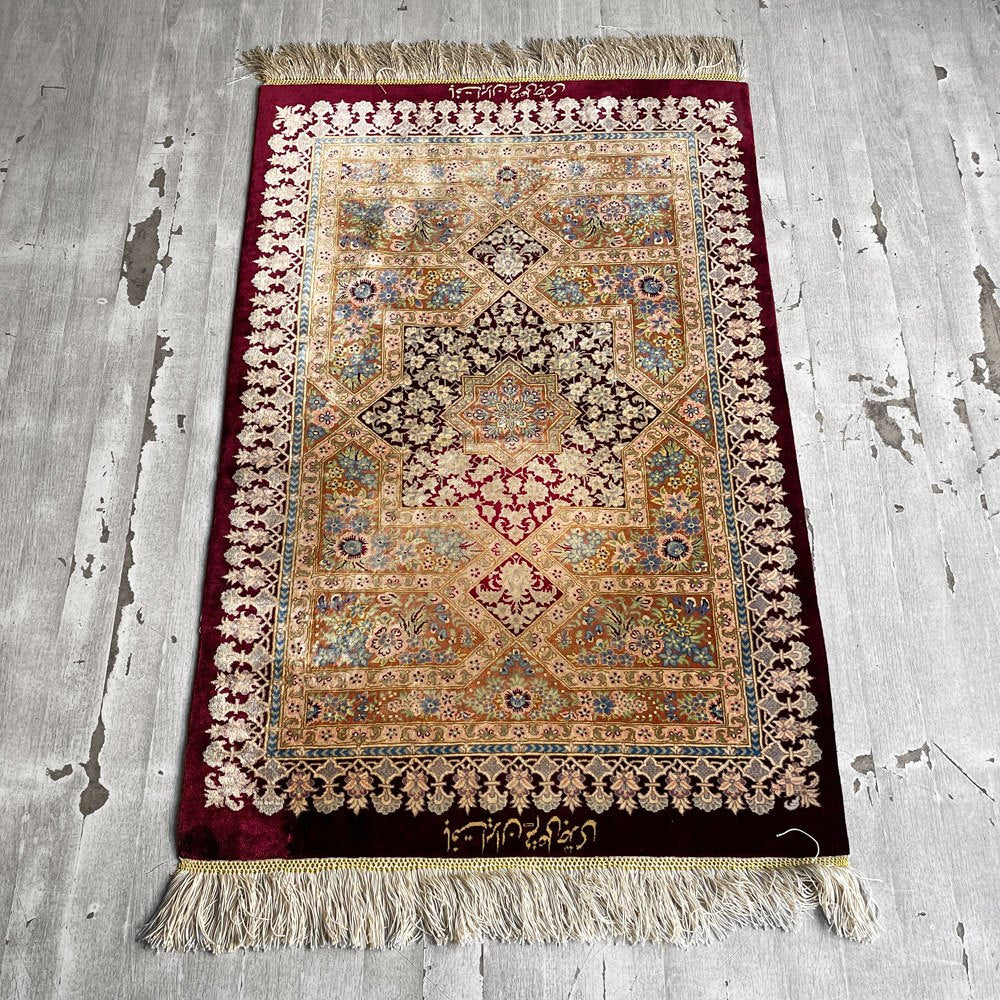 ペルシャ絨毯 Persian Rug ラグ イラン クム産 シルク100％ 手織り 玄関マット キッチンマット ♪