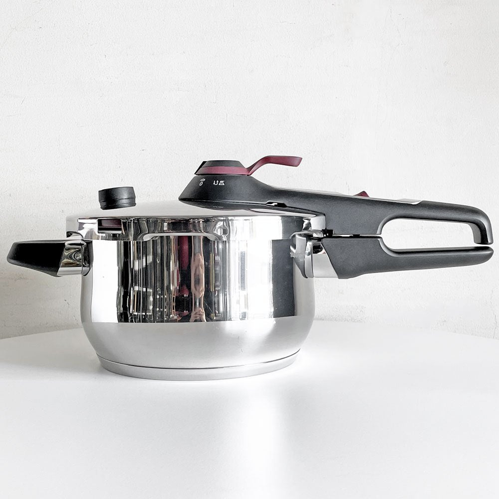 タッパーウェア Tupperware 圧力鍋 プレッシャークッカー Pressure Cooker 4.5L すのこ 三脚付き ステンレス ドイツ製 定価 ￥45,000- ■