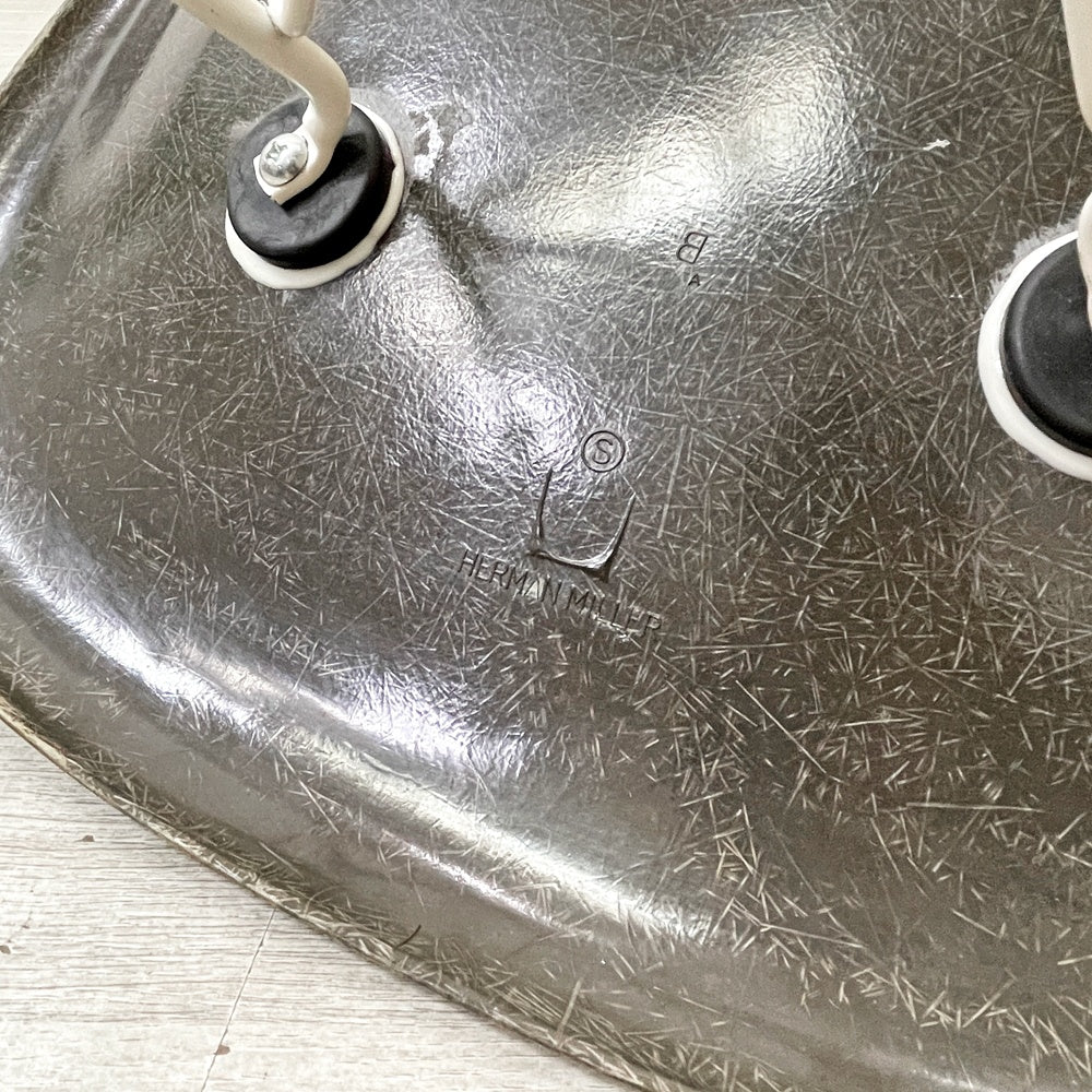 ハーマンミラー Herman Miller 2ndビンテージ サイドシェルチェア FRP製 エレファントハイドグレー ホワイトエッフェルベース C&R イームズ ミッドセンチュリー ●