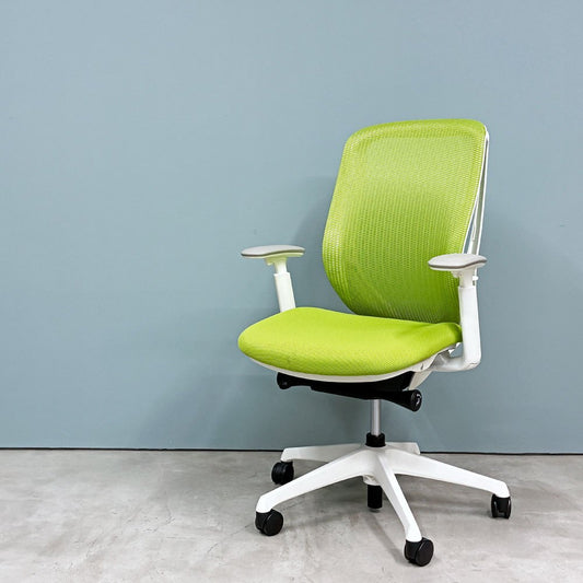 オカムラ OKAMURA シルフィー Sylphy デスクチェア オフィスチェア ハイバック アジャストアーム ライムグリーン グッドデザイン賞 ◎