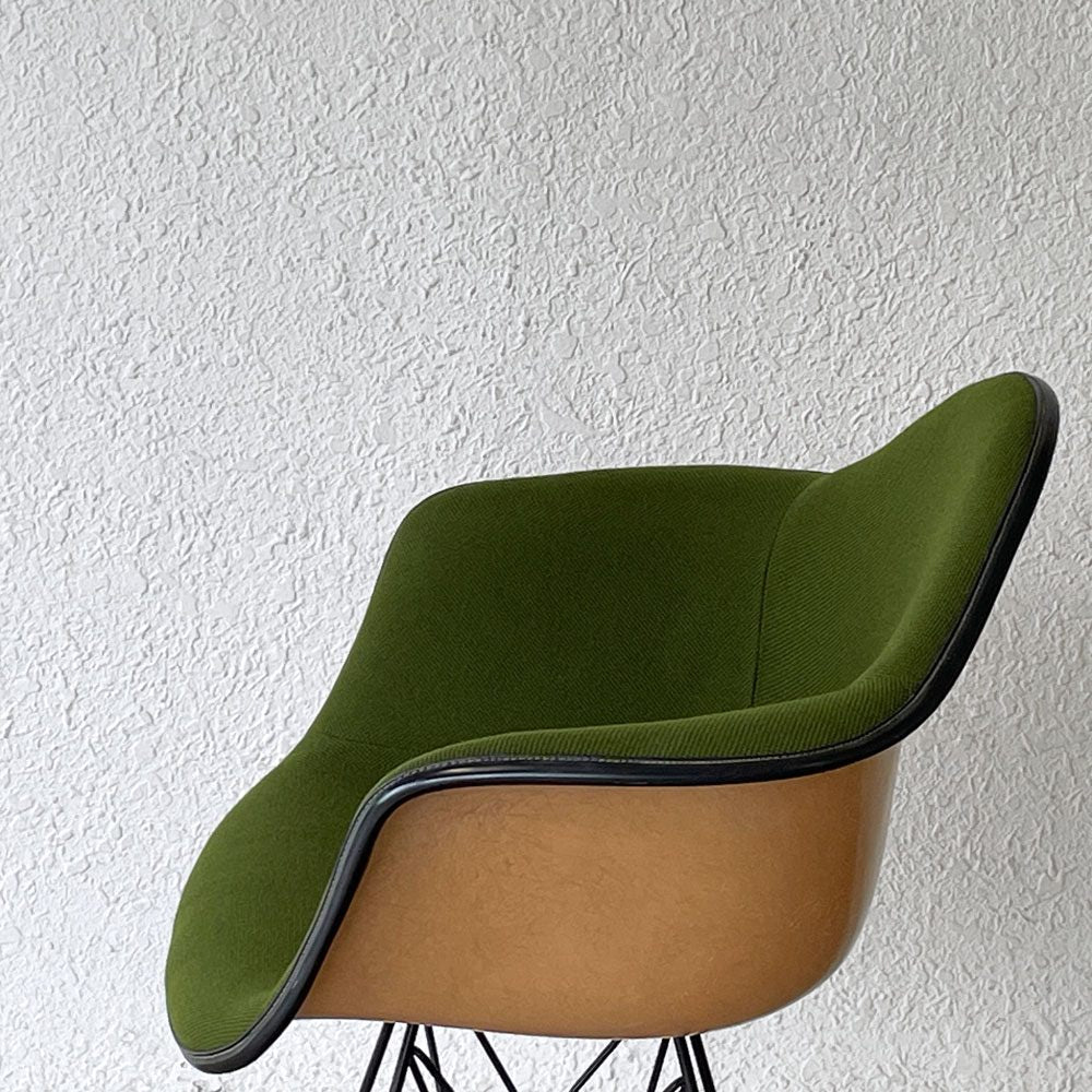 ハーマンミラー Herman Miller アームシェルチェア セカンド 2nd アプホルスター エンボスレス エッフェルベース 張り替え済み イームズ ◇