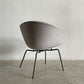 フリッツハンセン Fritz Hansen ポットチェア 3318 POT ラウンジチェア ファブリック クリスチャンハウン ベージュ ブラウンブロンズレッグ アルネ・ヤコブセン デンマーク 定価￥297,880- 展示品 〓