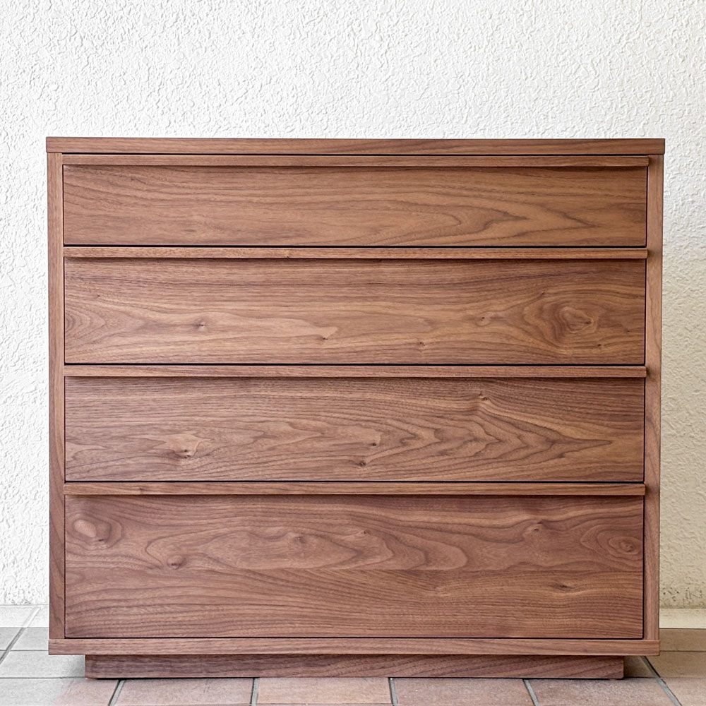 マスターウォール MASTERWAL ケー・ピー チェスト KP CHEST 4段チェスト ウォールナット材 オイル仕上げ 2口コンセント付 W90sm アカセ木工 定価 308,000円 美品 ◇