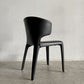 カッシーナ Cassina オラ 367 HOLA アームチェア ダイニングチェア 本革 ブラックレザー ハンス・ウェッツスタイン イタリア 定価￥429,000- 〓
