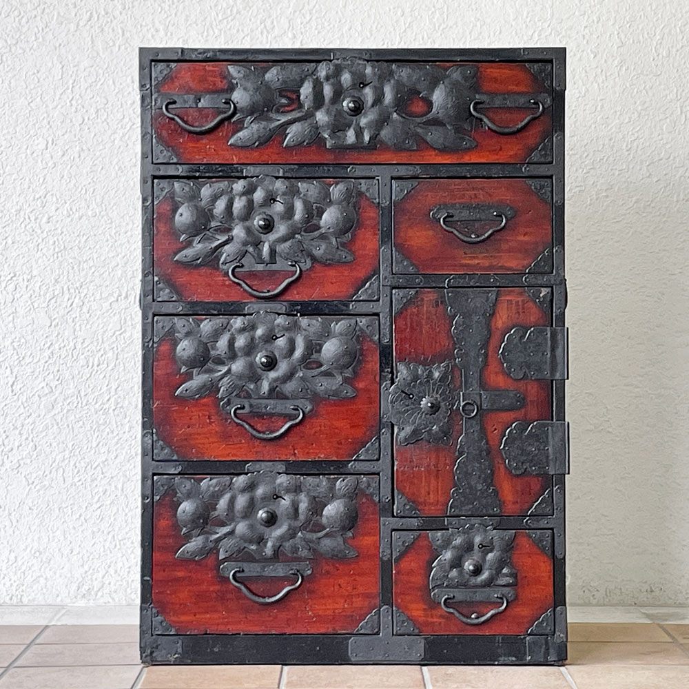 山形最上箪笥 牡丹図金具 隙間箪笥 欅材 時代箪笥 ジャパンビンテージ 和家具 鍵付 ◇