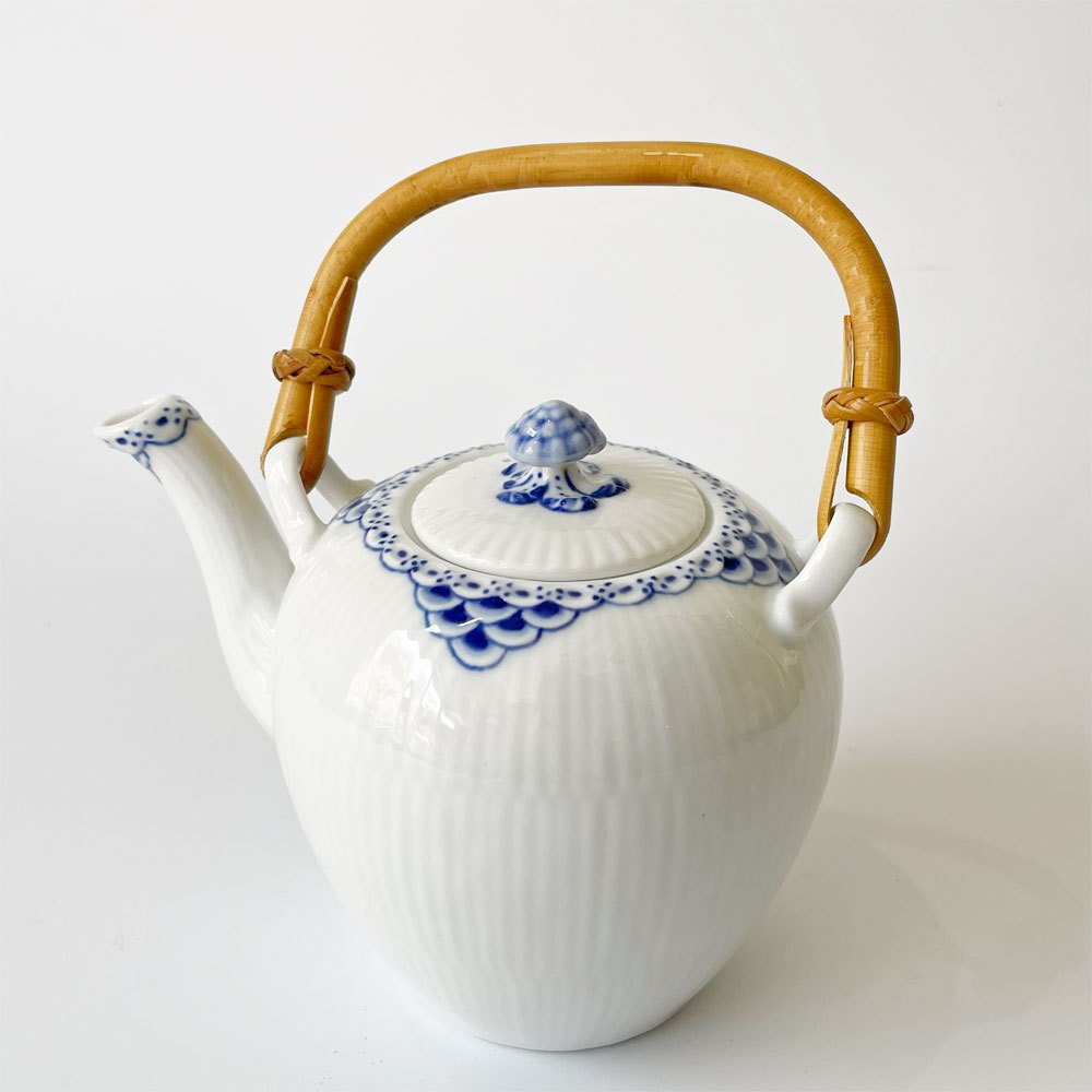 ロイヤルコペンハーゲン ROYAL COPENHAGEN プリンセスブルー ティーポット 急須 デンマーク 北欧食器 参考価格22,000円 ★