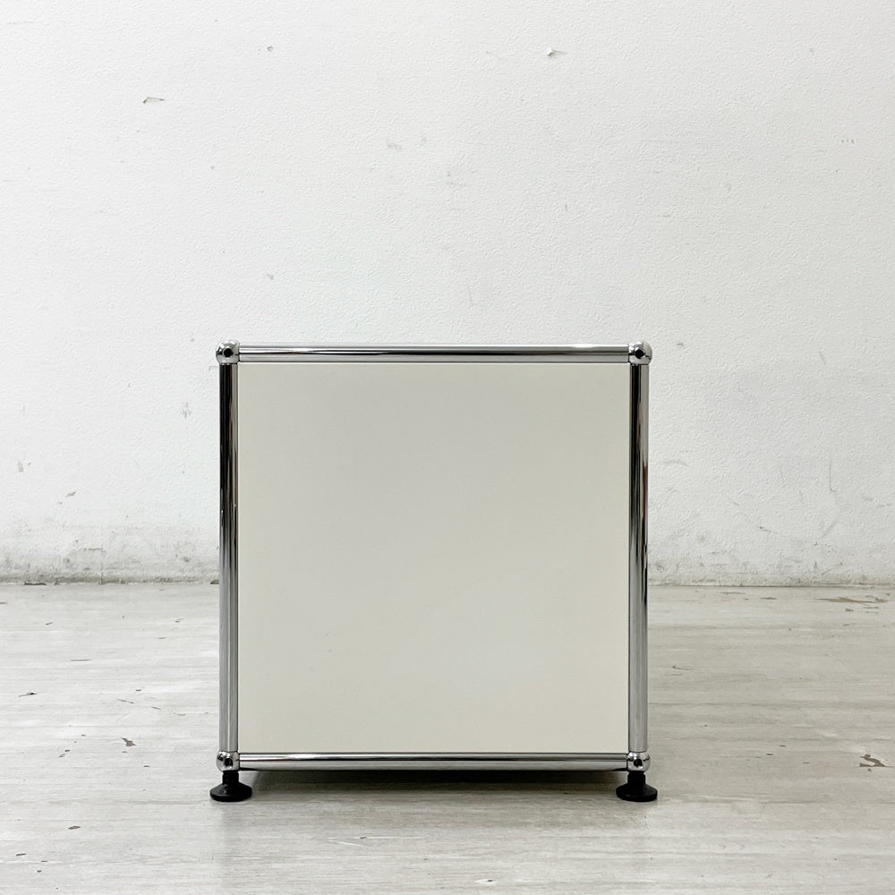 USMハラー USM Haller モジュラーファニチャー ハラーシステム AVボード ローボード ディバイダーシェルフ ピュアホワイト スイス ●