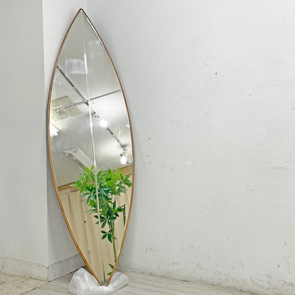 ポラダ porada サーフ1 SURF1 ウォールミラー 壁掛け 姿見 ウォールナット材 イタリア アクタス ACTUS取り扱い 定価\149,600- ●