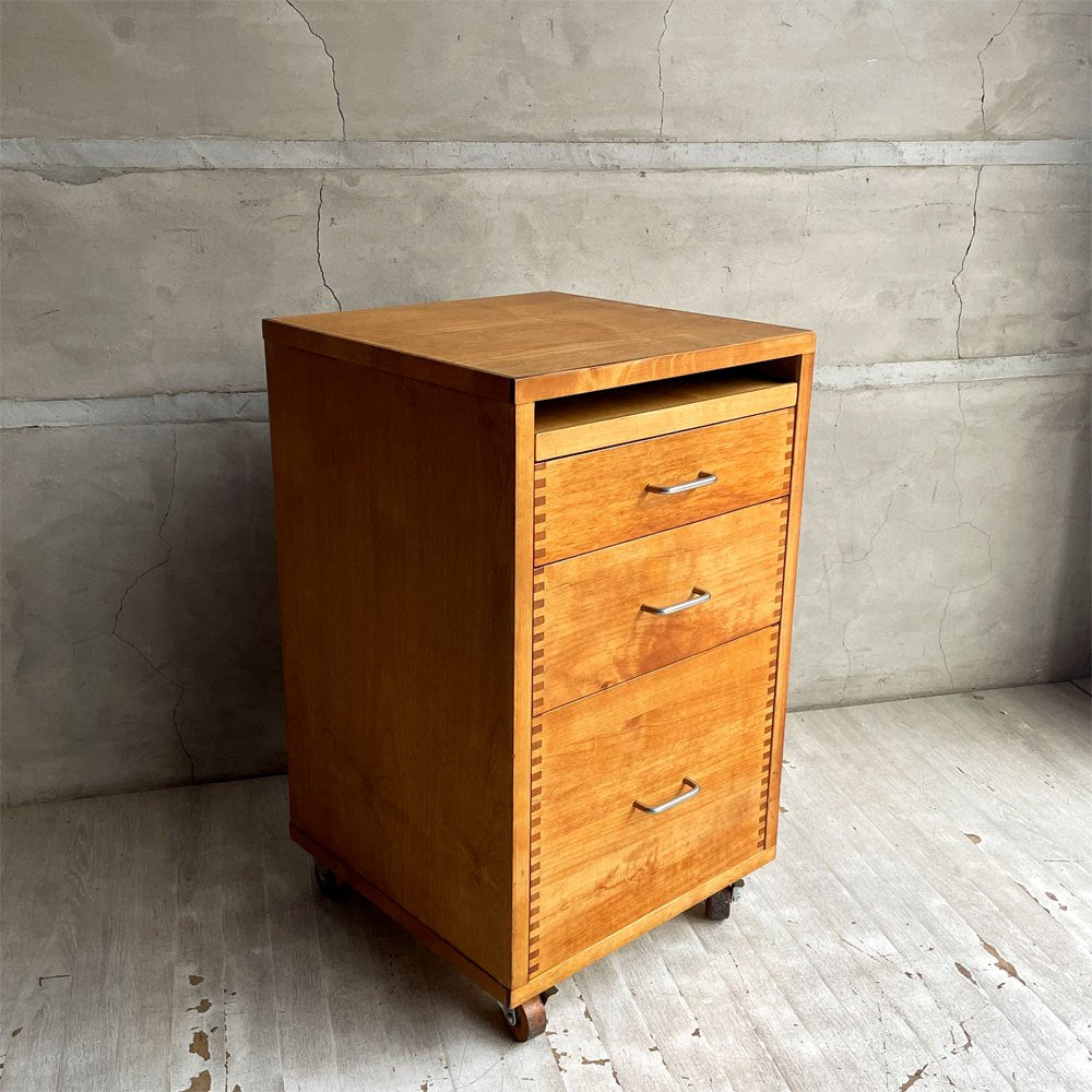 イクスス ikususu FURNITURE デスクワゴン IXDRW-03 アルダー材 オイルフィニッシュ キャスター付き 抽斗3杯  定価￥84,700- ♪