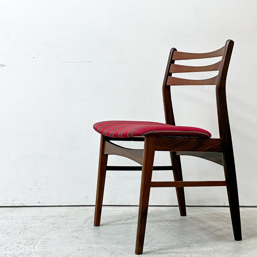 北欧ビンテージ Scandinabian Vintage チーク材 ダイニングチェア ラダーバック レッド系 ストライプ柄 北欧家具  ●