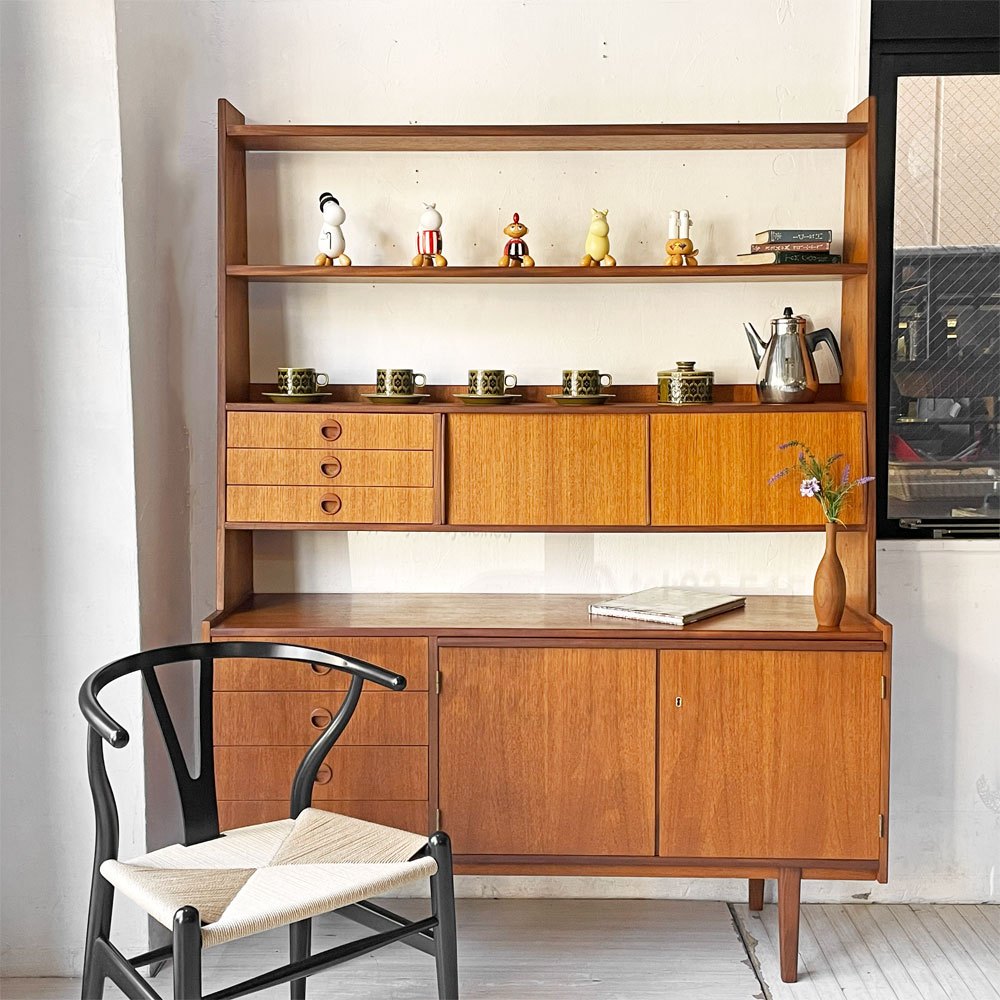スウェーデンビンテージ Swedish Vintage チーク材 キャビネット シェルフ ハイタイプ 4スライドドア＋7ドロワー デスク W136cm 鍵付き 北欧 ★