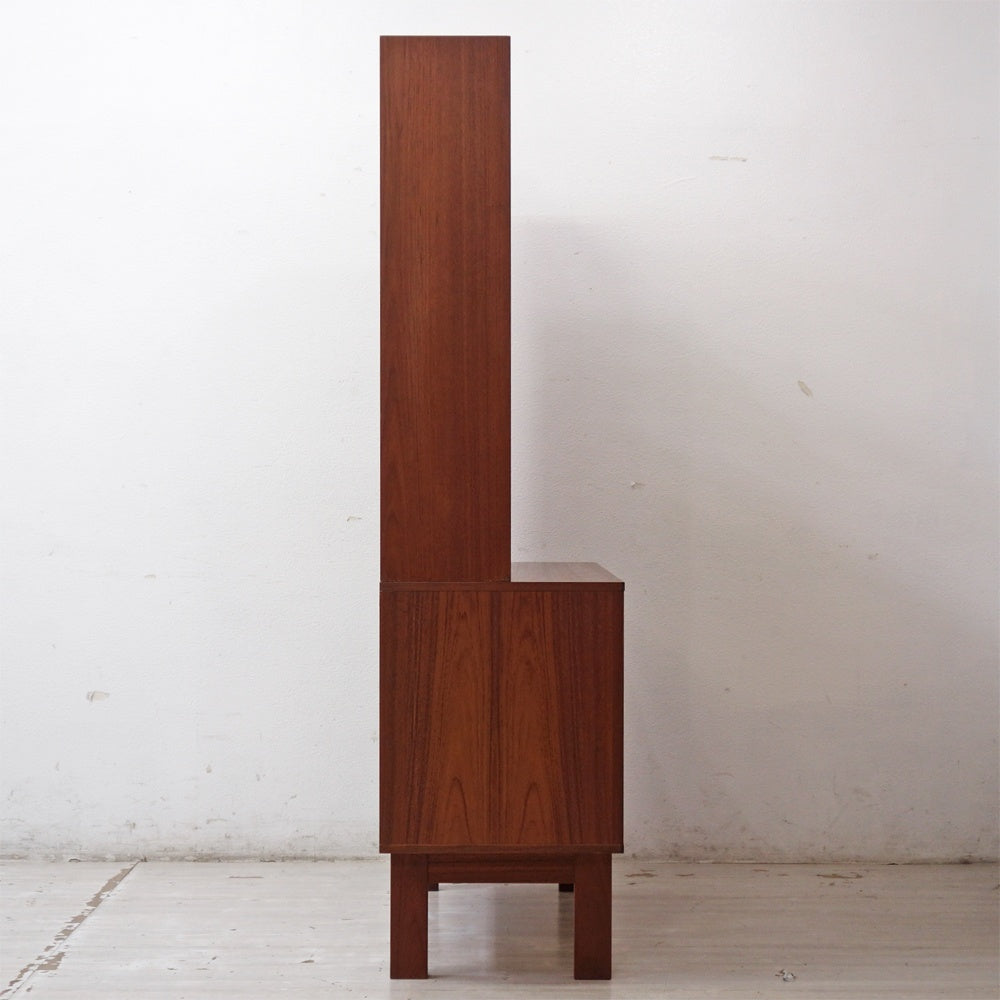 北欧ビンテージ Scandinabian Vintage チーク材 バーキャビネット カクテルキャビネット ライティングビューロー 北欧家具 ●