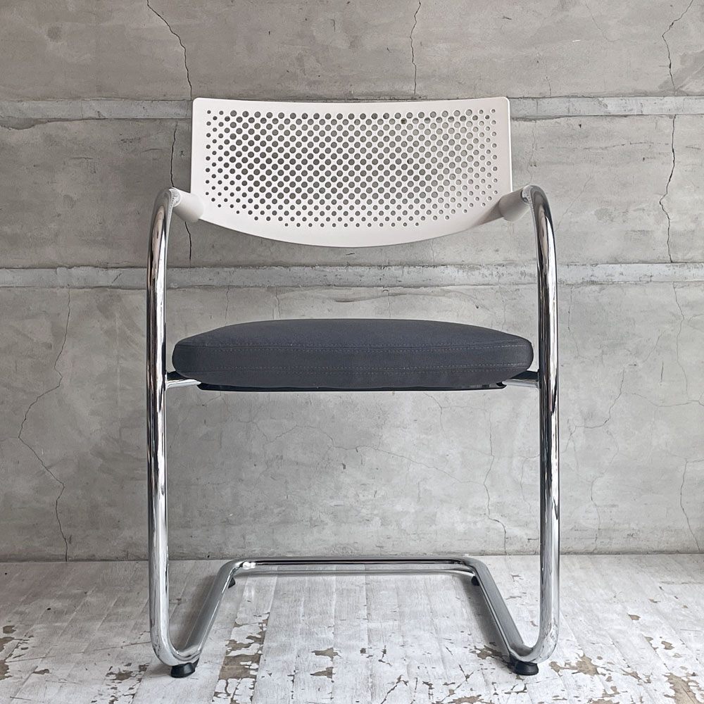 ヴィトラ vitra ビザビ2 Visavis2 アームチェア デスクチェア ホワイト/グレー カンティレバー スタッキング可能 アントニオ・チッテリオ C ♪