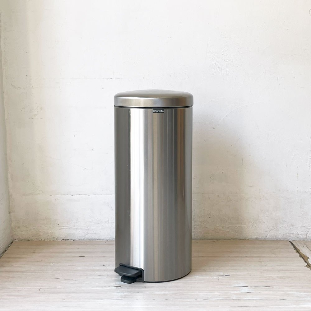 ブラバンシア brabantia ペダルビン ニューアイコン NEWICON 30リットル ダストボックス ペダル式ゴミ箱 ペダルペール マットステンレス 26,400円 ★