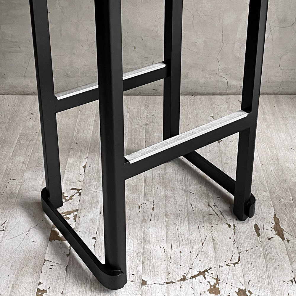 アルテック artek アトリエ バースツール Atelier Bar Stool H75cm ビーチ材 ブラックラッカー仕上げ タフ スタジオ TAF Studio スウェーデン 北欧家具 ♪