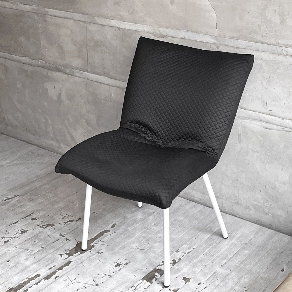 リーンロゼ ligneroset ロゼカラン ROSET Calin steel leg ダイニングチェア  ブラック×ホワイト キルティング スチールレッグ パスカル ムールグ フランス A ♪