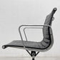 ハーマンミラー Herman Miller アルミナムグループ マネジメントチェア 本革 ブラック 5本脚 キャスター付 C&R イームズ 〓