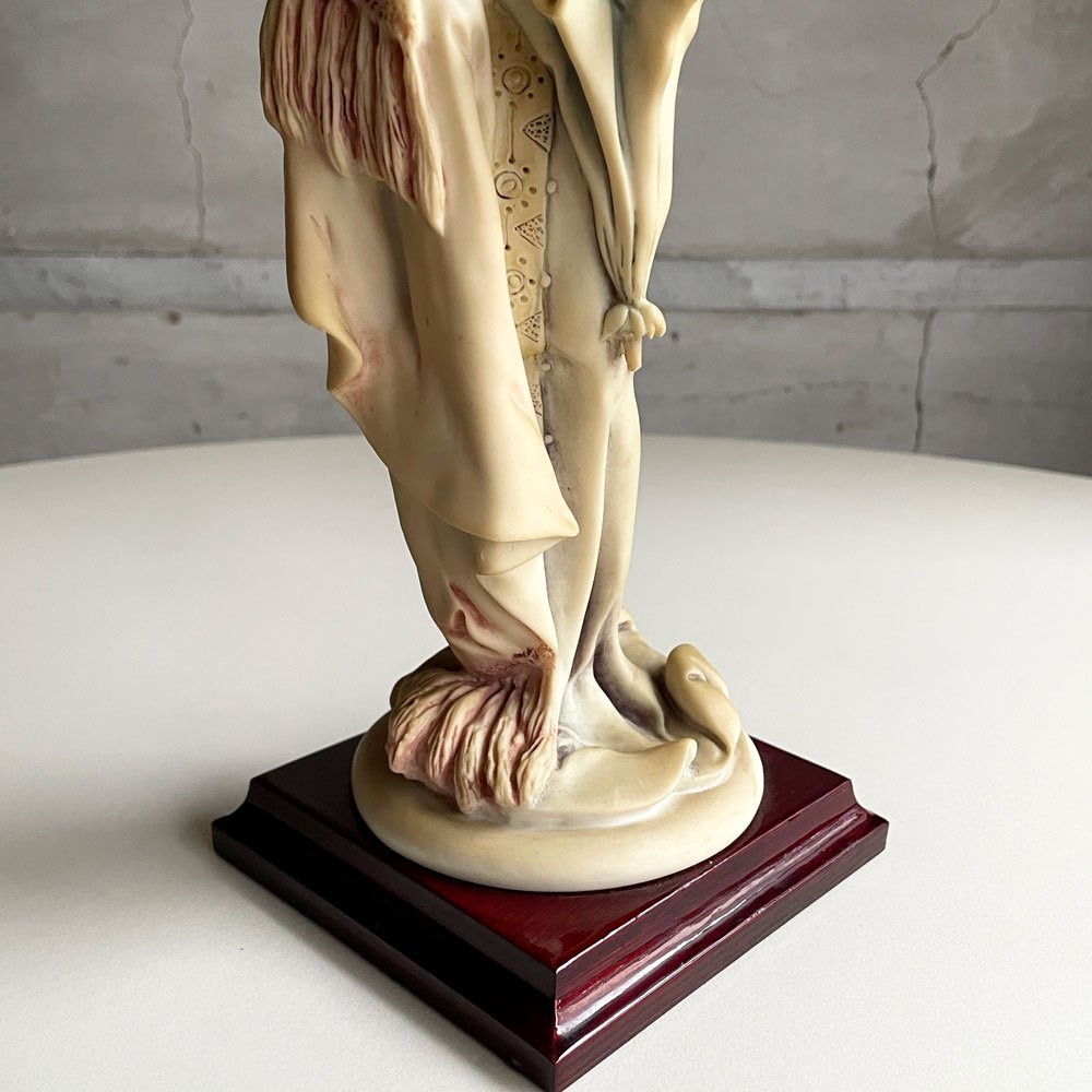 ジョゼッペ・アルマーニ Giuseppe Armani フィギュリン オブジェ イタリア Lady with Umbrella 彫刻 置物 イタリア ♪