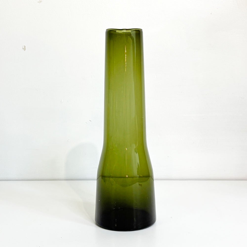 イッタラ iittala エッセンス Essence カラフェ デキャンタ ピッチャー フラワーベース アルフレッド・ハベリ フィンランド 北欧食器 モスグリーン ●
