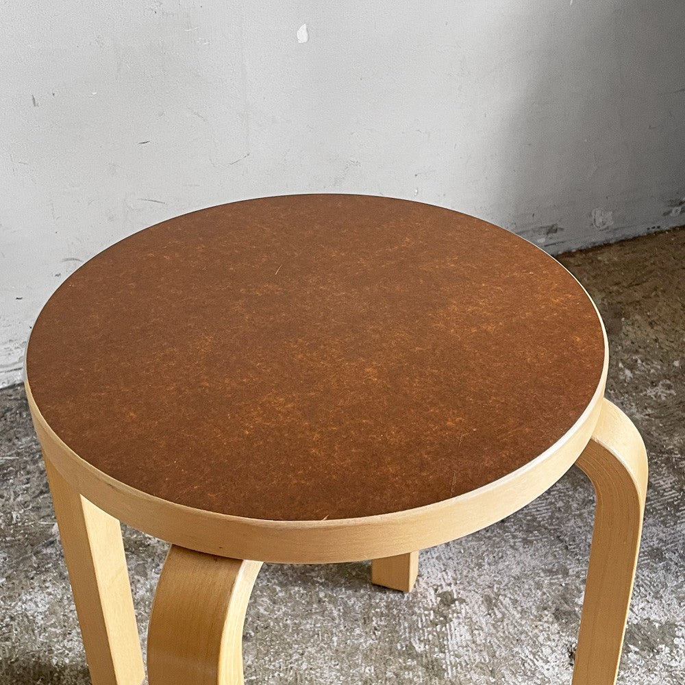 アルテック artek × 無印良品 MUJI バーチ材スツール E60 ブラウンラミネート コーティングなし 4本脚 アルヴァ・アアルト フィンランド 北欧家具 廃番 ■