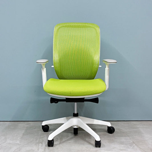 オカムラ OKAMURA シルフィー Sylphy デスクチェア オフィスチェア ハイバック アジャストアーム ライムグリーン グッドデザイン賞 ◎