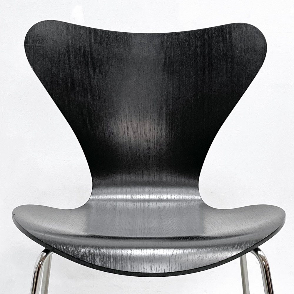 フリッツハンセン Fritz Hansen セブンチェア ダイニングチェア カラードアッシュ ブラック アルネ・ヤコブセン 北欧 デンマーク 定価￥76,780- B ●