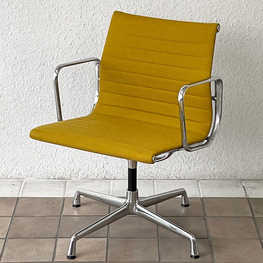 ヴィトラ vitra アルミナムグループ マネジメントチェア デスクチェア 4本脚 ファブリック グライズ 張り替え済み イームズ ◇
