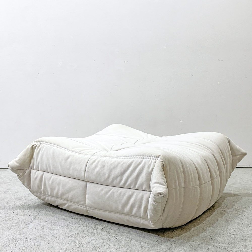 リーンロゼ ligne roset トーゴ パフ オットマン ウルトラスエード ホワイト ミッシェルデュカロワ Michel Ducaroy フランス家具 ●