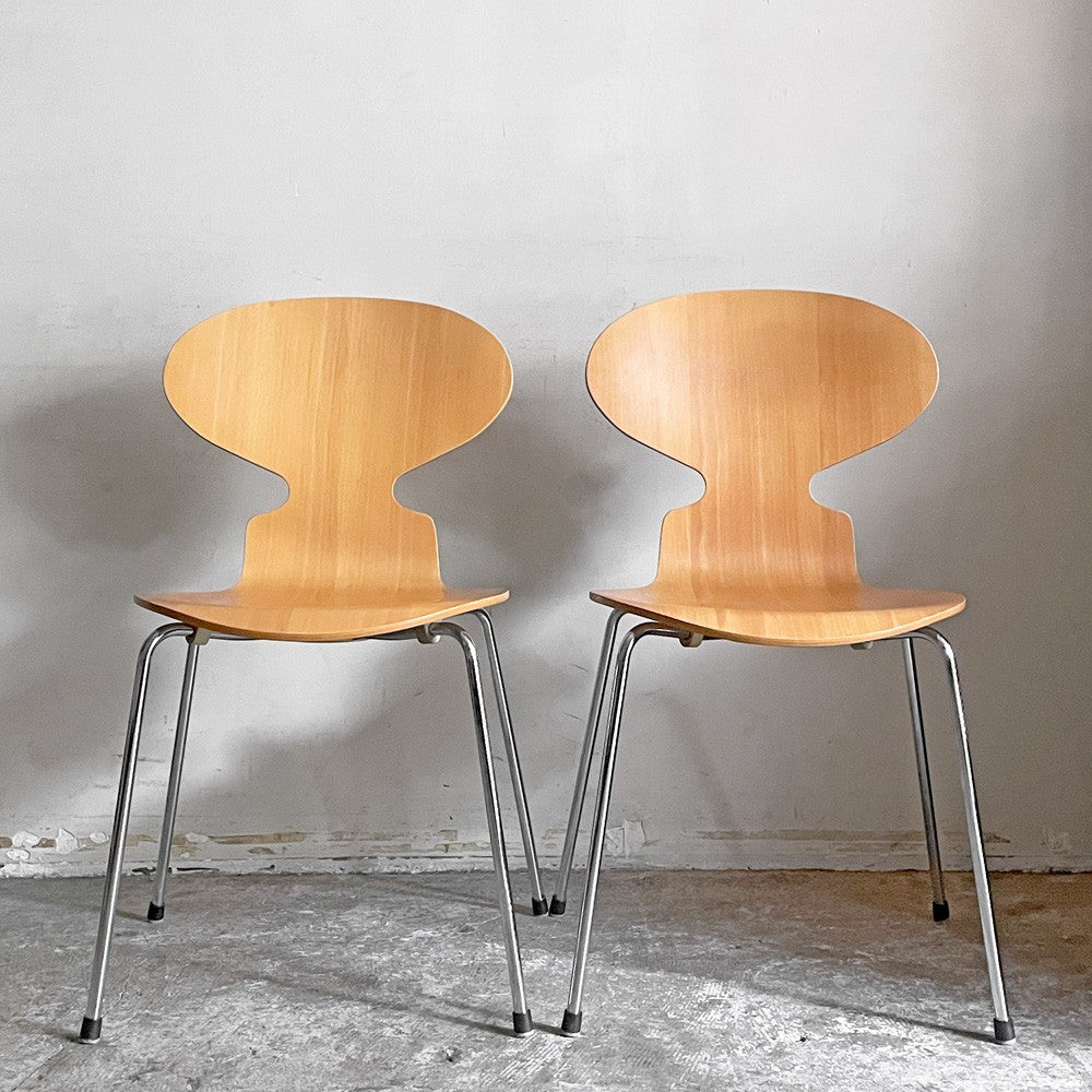 フリッツハンセン Fritz Hansen 3101 アリンコチェア アントチェア 4本脚 ナチュラルビーチ ラッカー仕上げ フェルトグライズ アルネ・ヤコブセン B ■