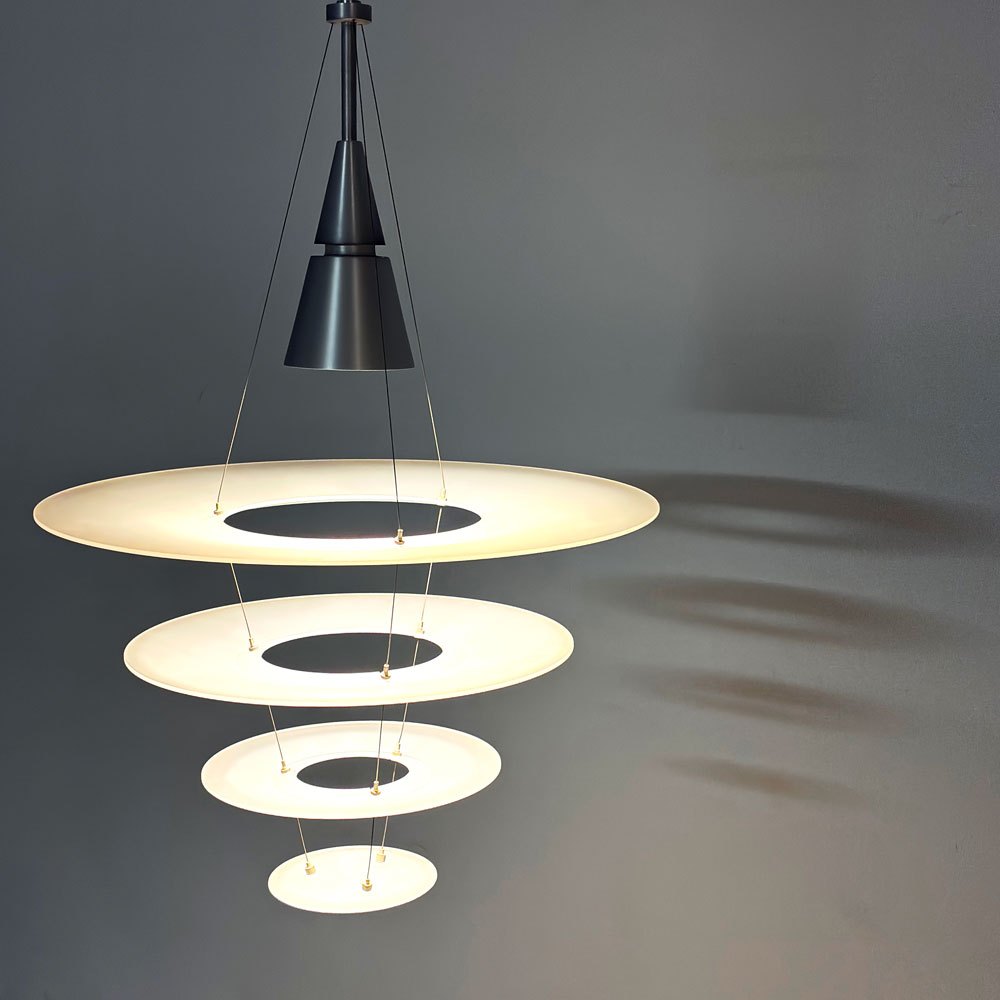 ルイスポールセン louis poulsen エニグマ Enigma 425 ペンダントライト ホワイト 内山章一 デンマーク 北欧照明 定価￥130,900- ●