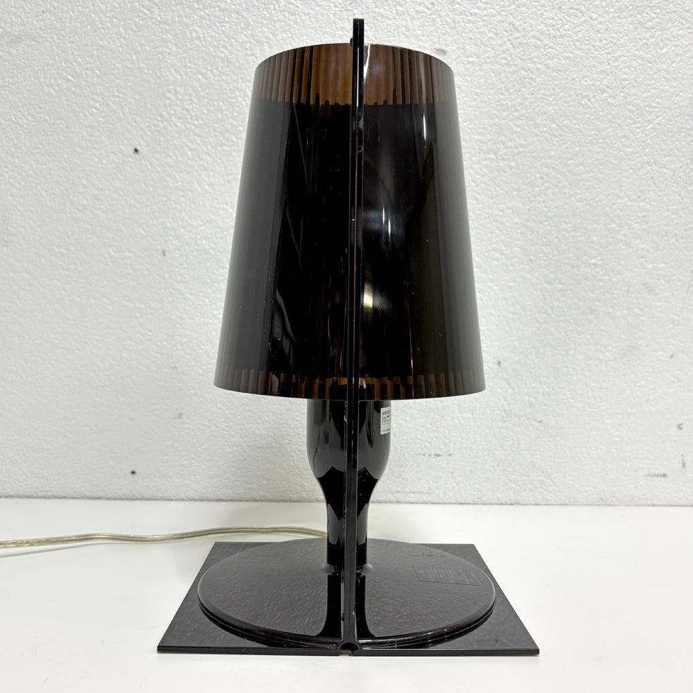 カルテル Kartell テイク TAKE テーブルランプ ポリカーボネート製 フェルーチョ・ラヴィアーニ Ferruccio Laviani スモーク イタリア 箱付 ●