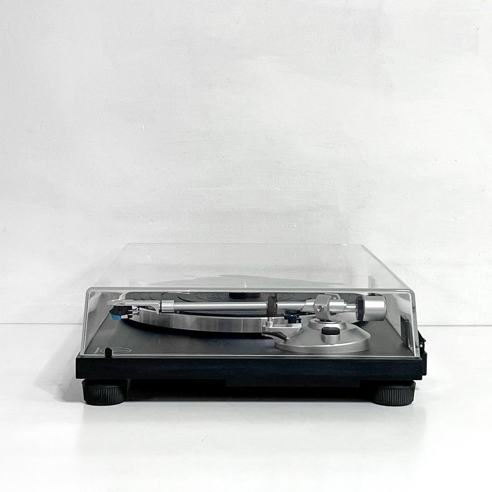 オーディオテクニカ audio-technica レコードプレーヤー AT-LPW30 ベルトドライブ ターンテーブル ブラック ウッド ●