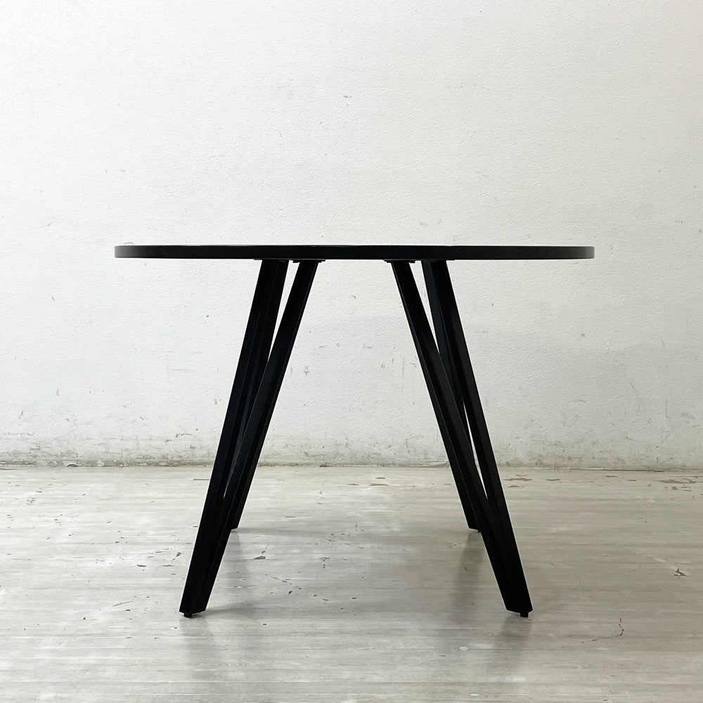 かなでもの KANADEMONO ザ・カフェテーブル THE CAFE TABLE トライアングル 4pin ラウンド Φ100cm ラバーウッド × スチール ブラック ●