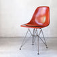 ハーマンミラー Herman Miller サイドシェルチェア 2019年製 FRP テラコッタ エッフェルベース イームズ クッション付き ミッドセンチュリー ★