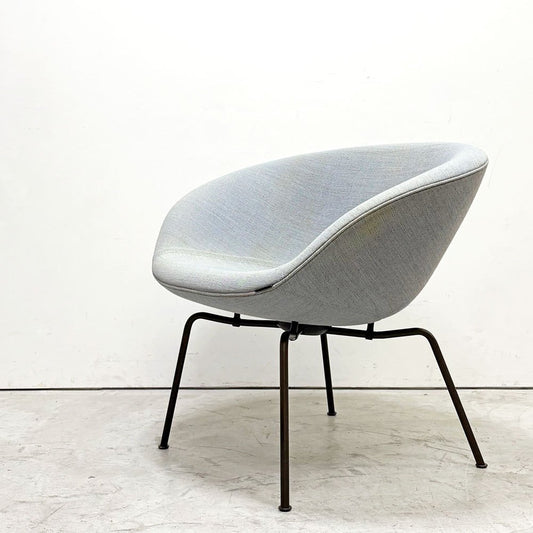 フリッツハンセン Fritz Hansen ポットチェア POT Chair ラウンジチェア ファブリック クリスチャンハウン ライトグレー系 スチールレッグ アルネ・ヤコブセン Arne Jacobsen  ●